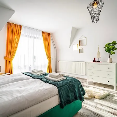 Wierchowa Jacuzzi & Sauna Dağ evi