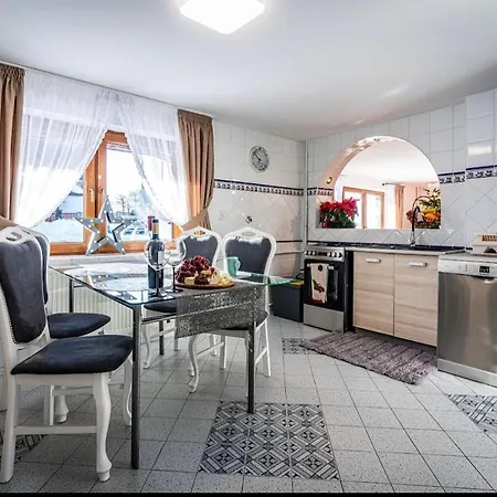 Wierchowa Jacuzzi & Sauna *