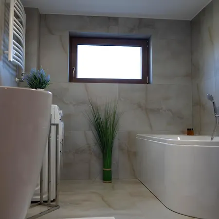 Wierchowa Jacuzzi & Sauna