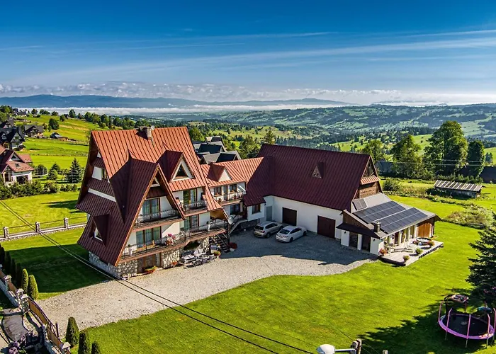 Wierchowa Jacuzzi & Sauna 木屋