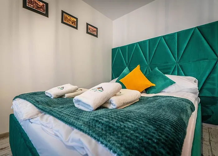 Wierchowa Jacuzzi & Sauna 木屋 扎科帕内